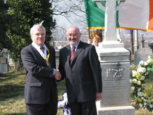 Sinn Féin TD Caoimhghin Ó Caoláin with John McInerney, President of Washington DC AOH, at the grave of Monaghan patriot Thomas Devin Reilly, the 150th anniversary of whose death was commemorated in the US capital on 5 March