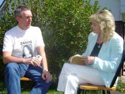 Laurence McKeown talking to An Phoblacht's Ella O'Dwyer