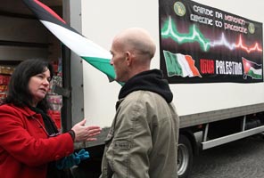 Sinn Féin’s Jennifer McCann with Viva Palestinian aid convoy driver Paul Diplacito last week