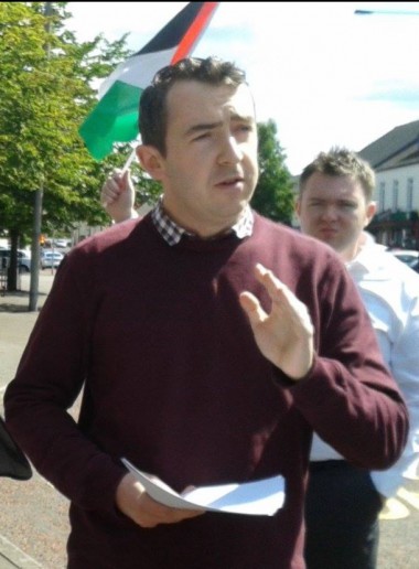 Daithí McKay, Palestine flag