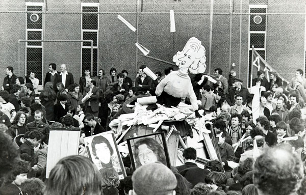 Thatcher effigy burning 1981