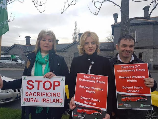 2017 Bus Éireann Clonmel protest Liada Ní Riada MEP flanked by Councillors Catherine Carey and David Dunne