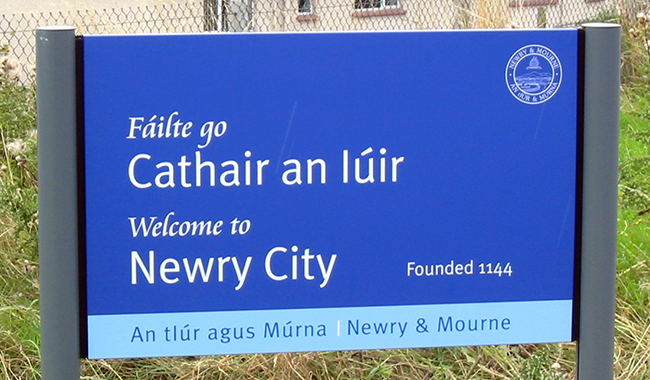 Bilingual Signage1