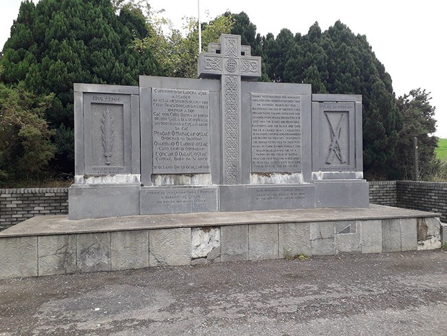 Crossbarry Monument