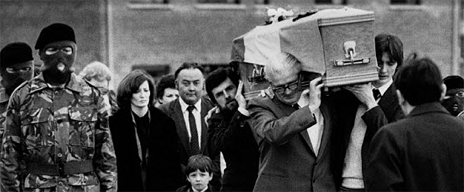 Gabriel McGlynn (behind Owen Carron) at the funeral of Bobby Sands.