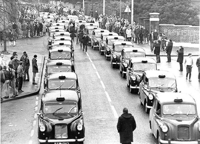 Volunteer Seán McIlvenna funeral