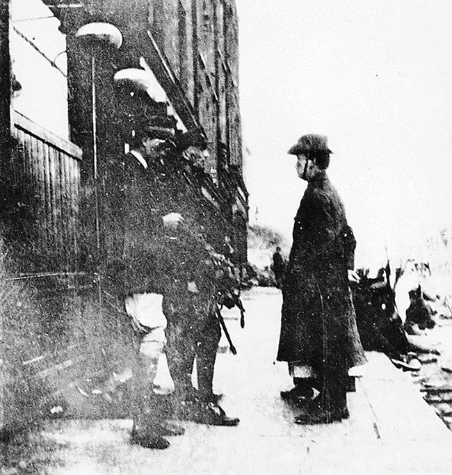Elizabeth O’Farrell accompanied Pádraig Pearse to meet the British Army commanders