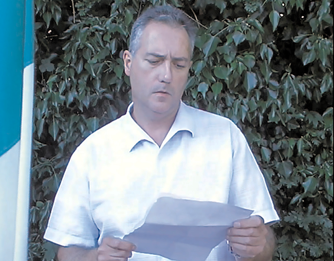 Seanna reading the statement