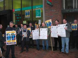 SF reps joined a protest by Drogheda postal workers