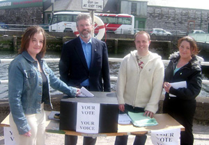 Roisin O'Sullivan with Gerry Adams, Darren O'Keefe (Cork County Council candidate) and Fiona Kerins (Cork City candidate) launch a young person's registration drive in Cork a few weeks ago