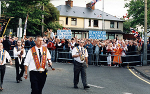 The PSNI escorted Orangemen and their hangers-on through nationalist Ardoyne
