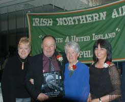 Rosemary and Paul Doris with Annie Cahill and her daughter