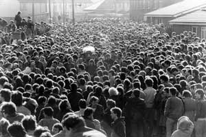 Thousands attended the Volunteers' funeral in 1985