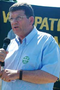 Pat Doherty MP speaks at Vol. Pat Cannon commemoration