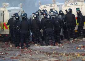 Baton rounds used against Ardoyne residents