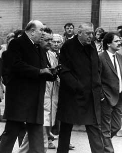 DUP leader Ian Paisley pictured at Gearge Seawright's funeral