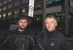 Norwegian union leader Terje Nustad (right) with John Monaghan from Rossport outside Statoil's Irish headquarters in Dublin on Monday 27 November, following Terje Nustad's meeting with Statoil executives