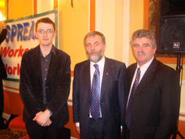 SIPTU President Jack O’Connor (centre), flanked by Sinn Féin’s David Cullinane and Arthur Morgan, at the Waterford meeting on agency workers’ rights