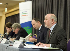 Sinn Féin’s Caoimhghín Ó Caoláin TD (right) with Fianna Fáil TD Margaret Conlon, Forum on Europe Chair Maurice Hayes, and Forum on Europe Director Charles Sheehan