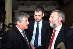 Sinn Féin TD Arthur Morgan and Senator Pearse Doherty talking with ICTU and SIPTU President Jack O’Connor