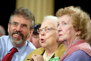 Rita and Tina McNally pictured with Sinn Féin president Gerry Adams at the 2006 Ard Fheis