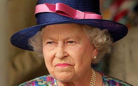 queen-elizabeth-unhappy